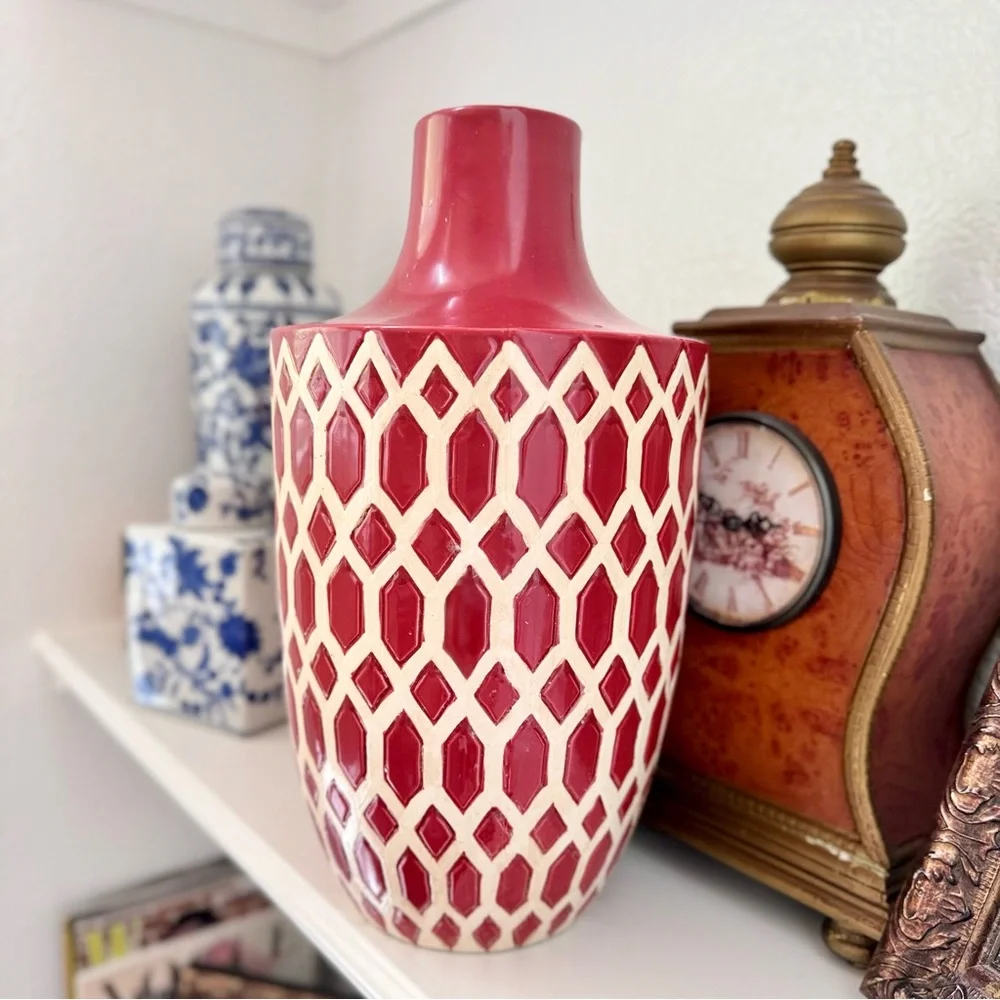 15” CHINOISERIE Mid Century Modern Vase Red Brick Ivory Geometric Porcelain MCM - Picture 5 of 10